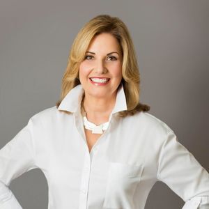 Meet your Posher, Christine